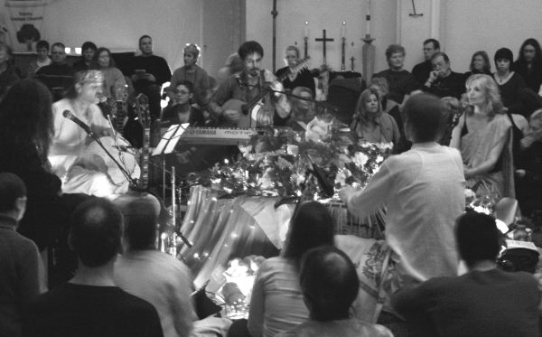 Christmas in the Round 2005